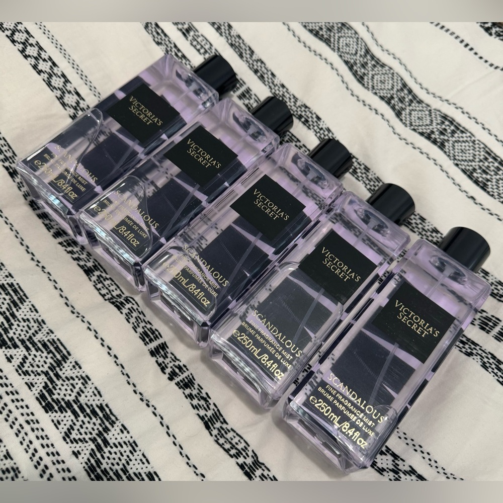 Victoria Secret- scandalous fine fragrance mist